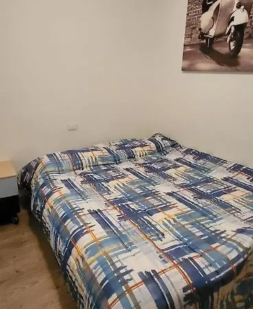 New Private Parking Appartement Bardolino